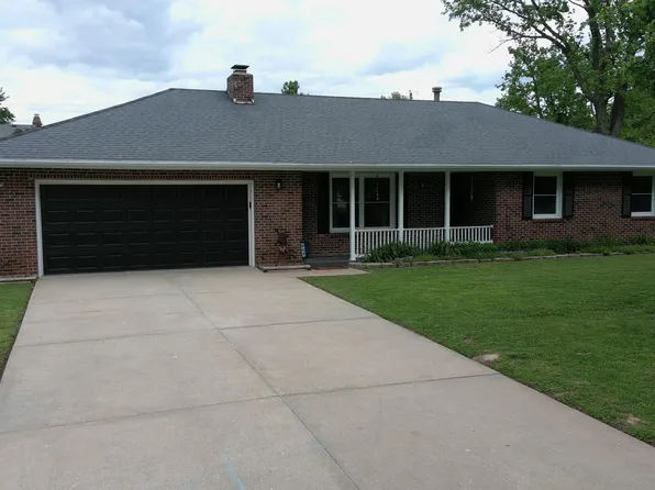 205 W Aven Avenue, Nixa, MO 65714