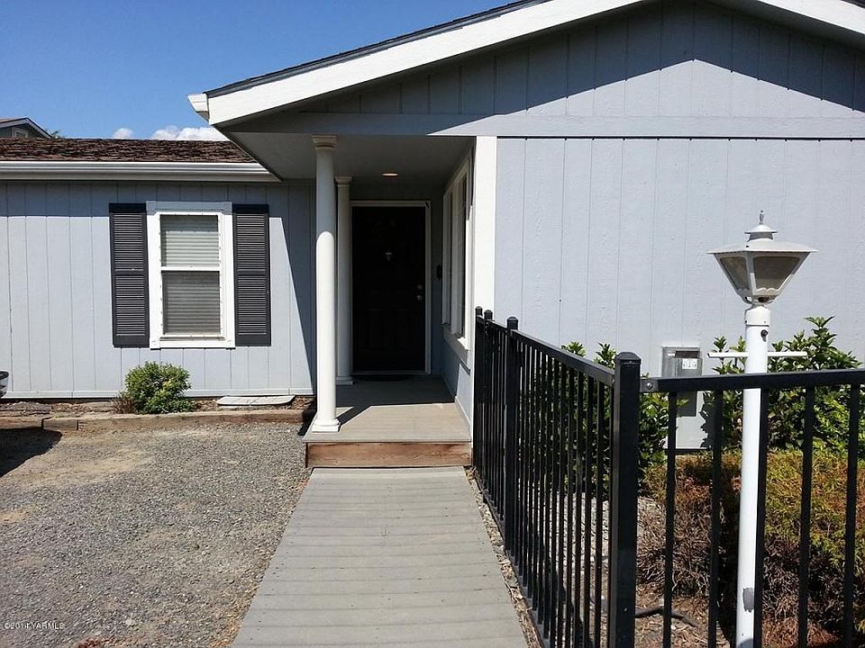 1st image of 312 N Manuel Ln