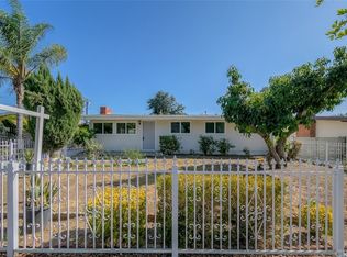 572 E Lee Dr, Azusa, CA 91702
