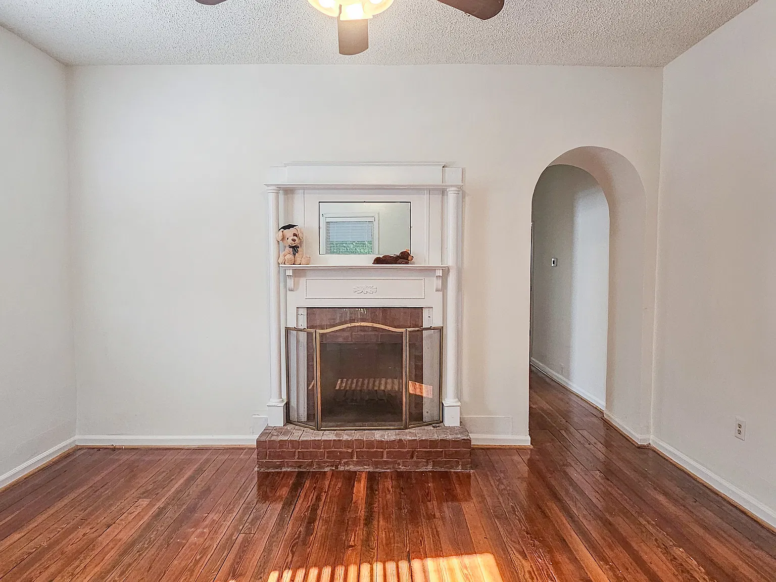 3 bed, 1472 sqft, $2,700 — Photo 4