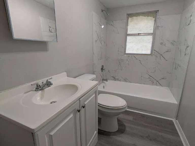 1760 Audubon St — Photo 10