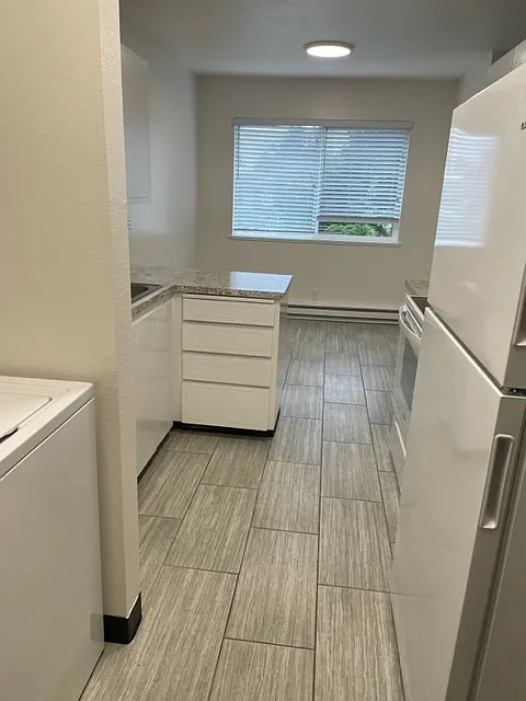 Oceanlake Estates Apartments - 2185 D — Photo 2
