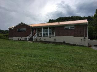 Vine St, Princeton, WV 24740