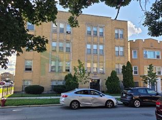 Bright & Spacious 2-Bedroom with Modern Upgrades & On-Site Laundry!, Chicago, IL 60620
