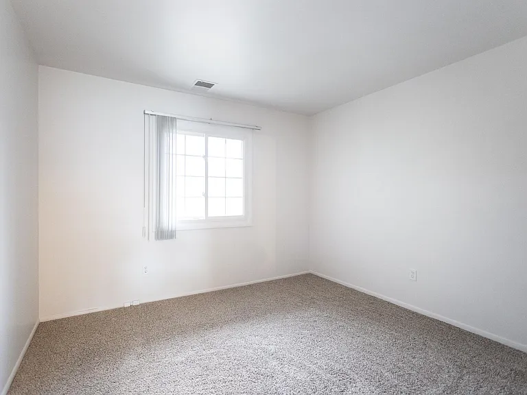 902 Birch Tree Ln — Photo 18