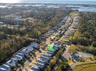 104 James A Ave, Surf City, NC 28445
