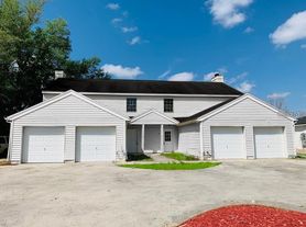 1805 Crystal Grove Dr, Lakeland, FL