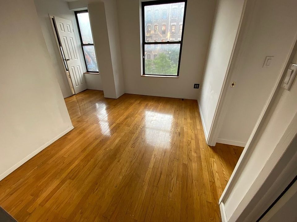 1st image of 321 E 12th St #3K