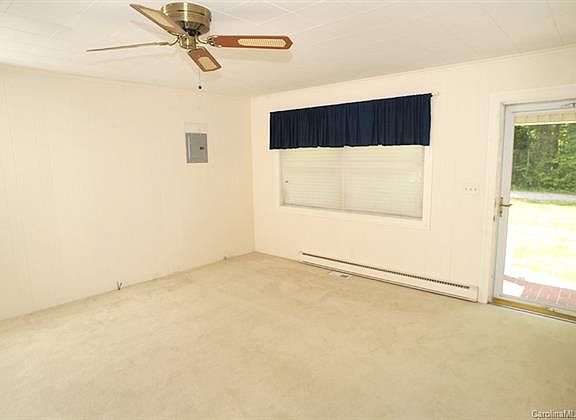 4th image of 6075 Bertie Ave