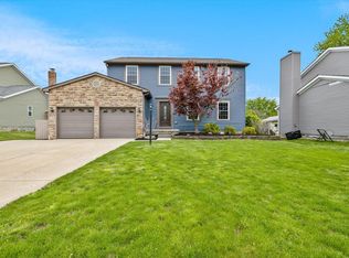 1296 Red Bank Dr, Grove City, OH