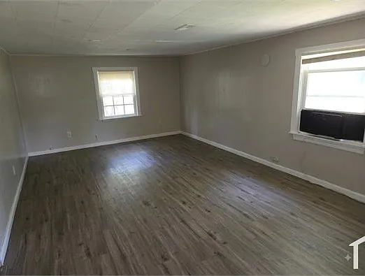 2935 Potter St — Photo 2