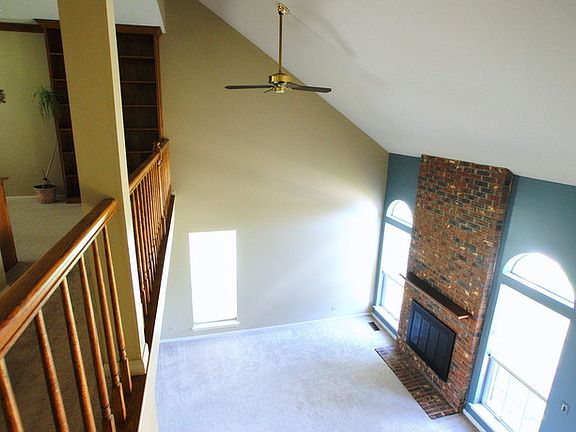 3rd image of 4085 Newport Ln #7-6