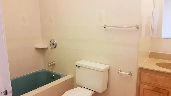 Rented by Remax Real Estate Professionals | media 38