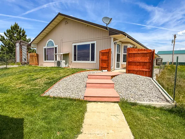 141 Skyview Dr, Lewistown, MT 59457
