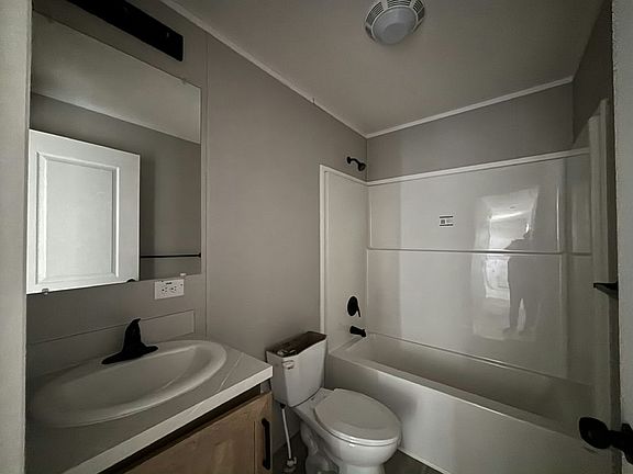 5th image of 43700 E Morgan Ct #171