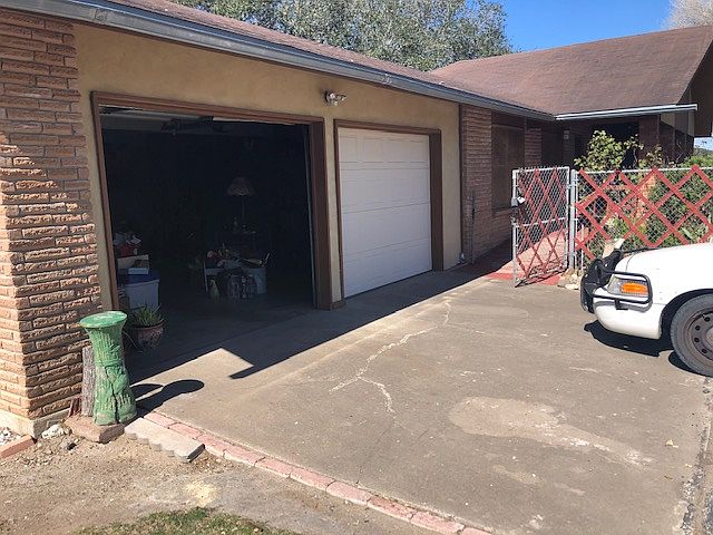 1st image of 17059 S Highway 281