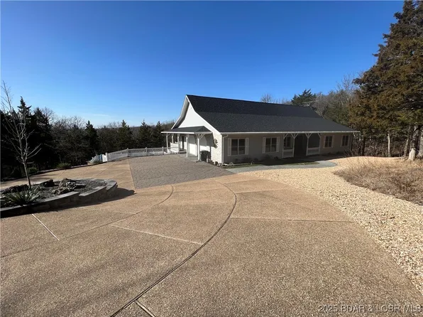 644 Lake Valley Dr, Camdenton, MO 65020