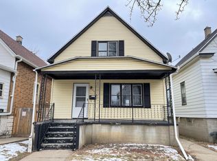 2466 S 15th St, Milwaukee, WI 53215