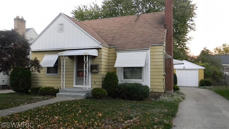 1st image of 1718 Fremont Ave NW