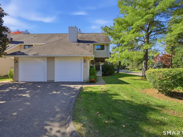 137 Foxboro Drive #137, Newington, CT 06111