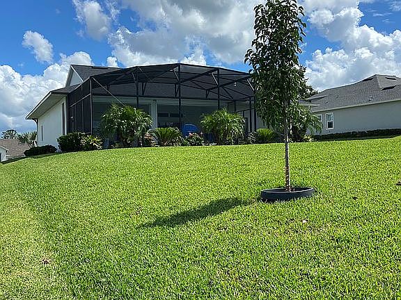 5th image of 5141 Greens Dr