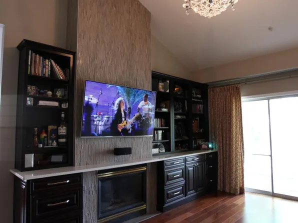 20931 Cedarpost Sq Unit 302, Ashburn, VA 20147