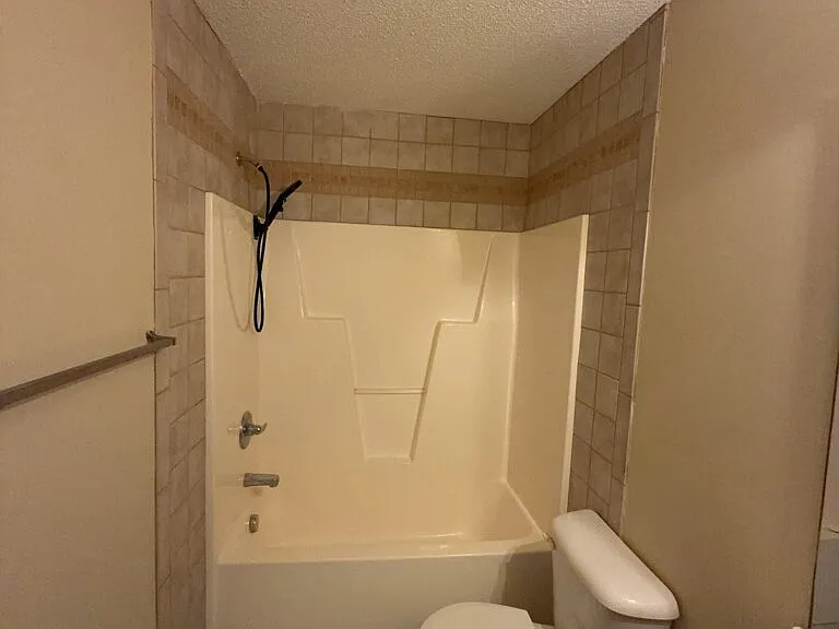7001 Grandeur Ave — Photo 15