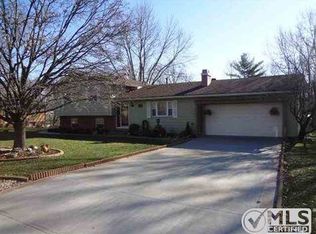106 Elm St, Windsor, MO 65360