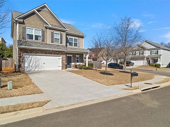 3rd image of 329 Rippling Dr