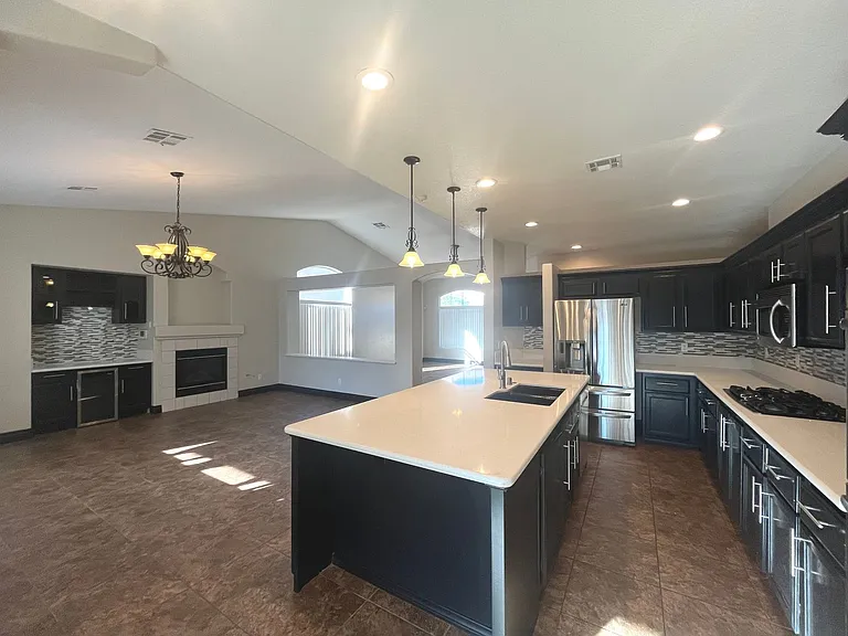 1667 Tangerine Rose Dr — Photo 12