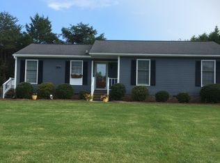 301 Old Farm Rd, Graham, NC 27253