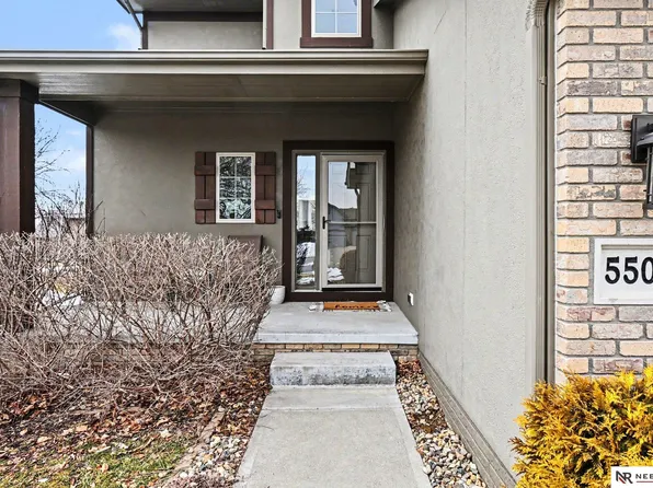 5508 S 165th St, Omaha, NE 68135