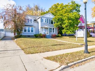 1851 Riverside Ave, Marinette, WI 54143