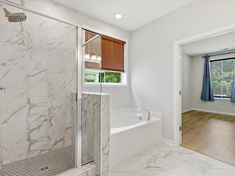 8646 Windsor Hill Blvd — Photo 23