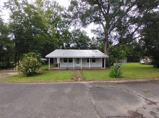 1122 Virginia St, Deridder, LA 70634