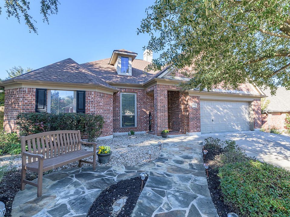 1st image of 1703 Lomita Dr