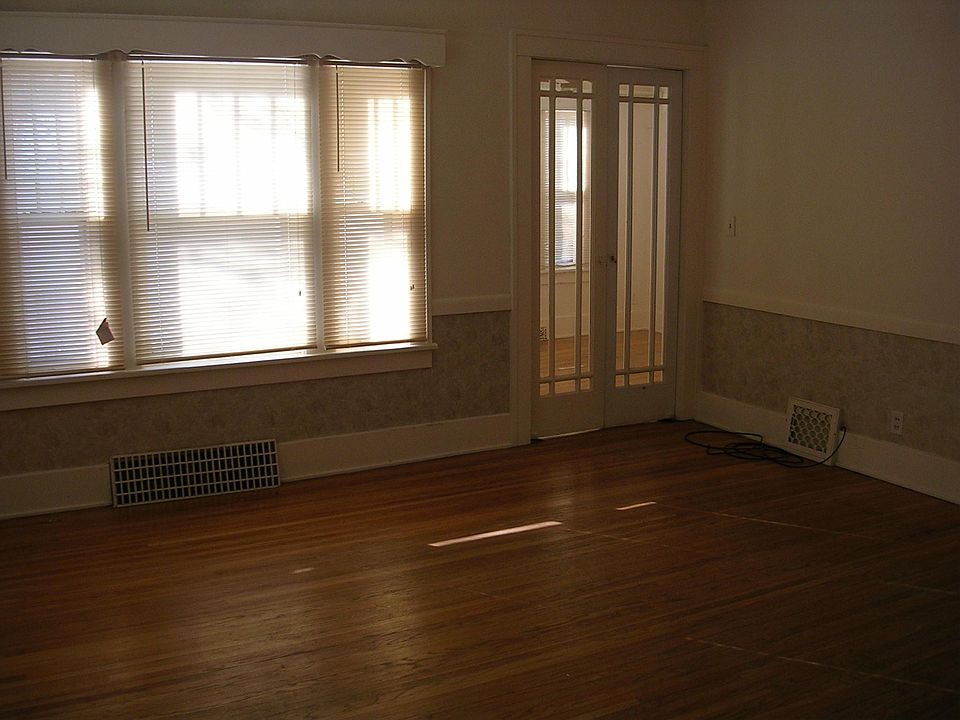 2nd image of 2121 S 19th St