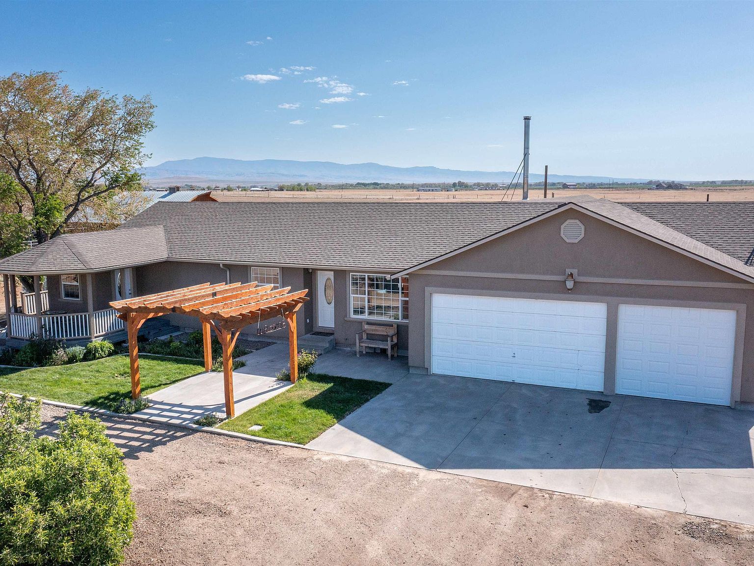 house on the hill ロンパース80 5490 Highway 51, Mountain Home, ID 83647 | Zillow