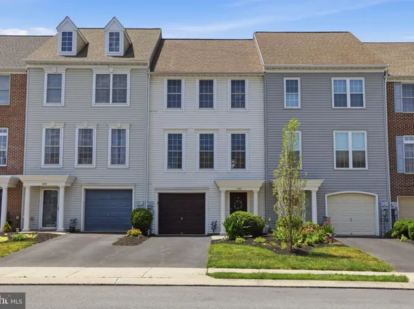 207 Lakeside Xing, Mount Joy, PA 17552