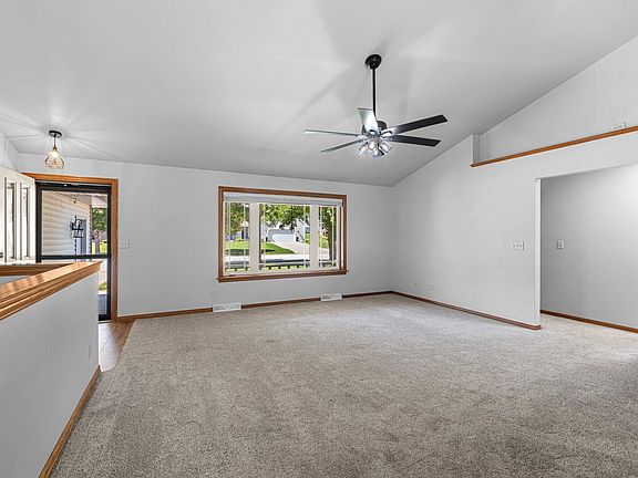 4th image of 1188 Stillwater Ct
