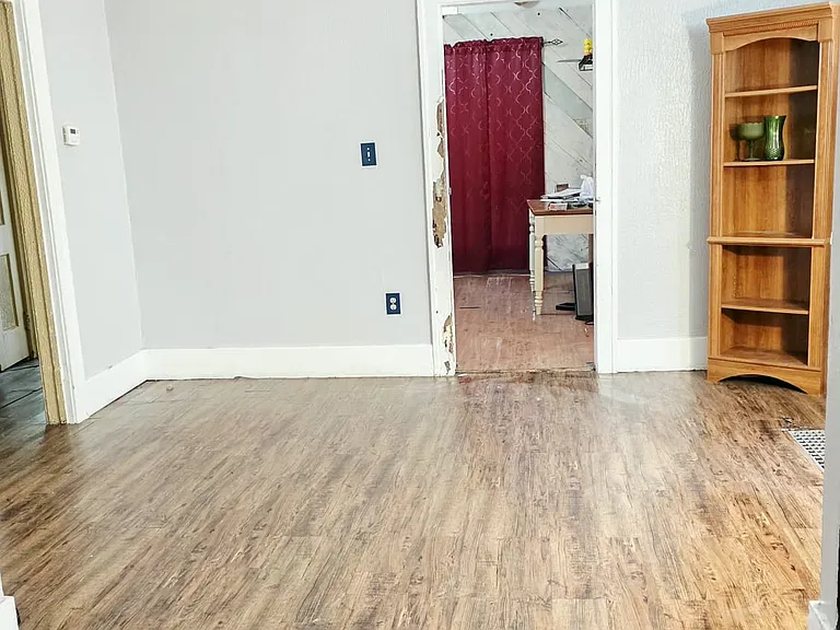 6624 Westpoint St — Photo 6