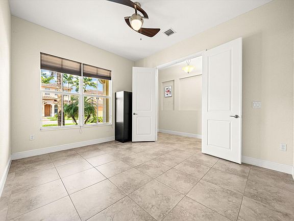 5th image of 10600 NW 36th Street