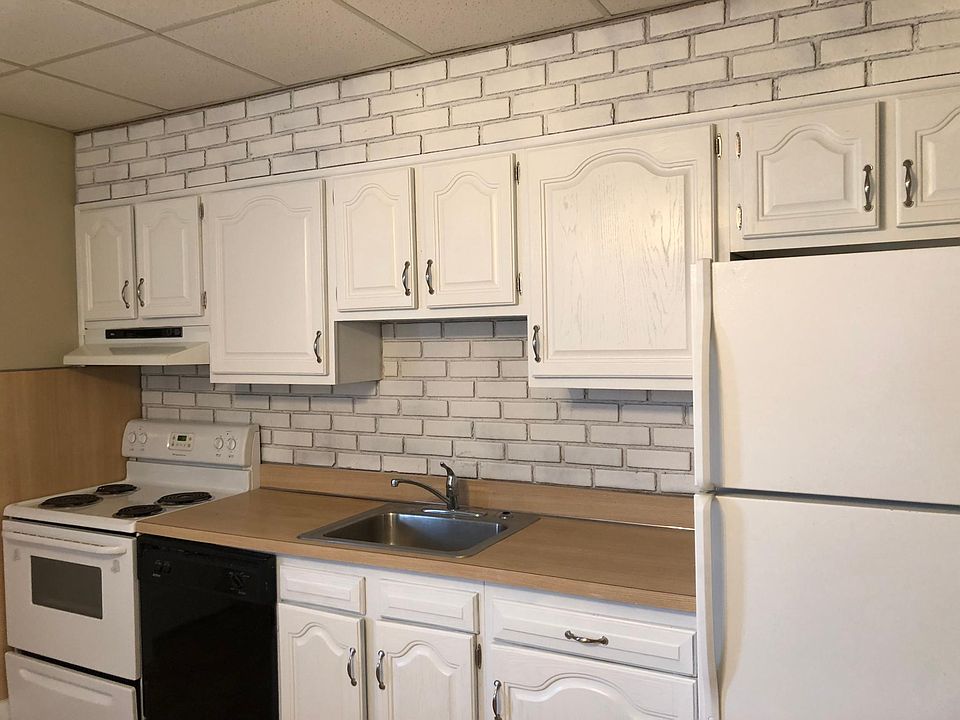 Eat in Kitchen