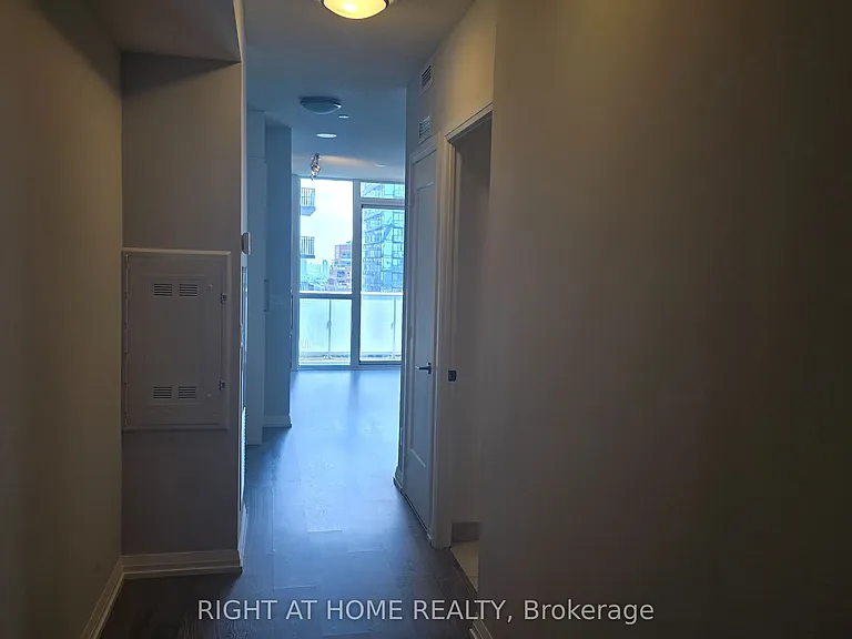 101 Erskine Ave #1506 — Photo 22