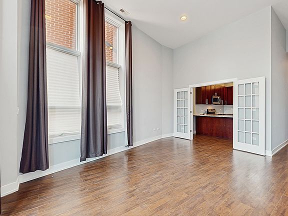 5th image of 3501 N Elston Ave #C-1