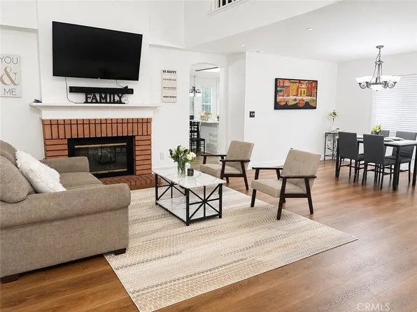 29105 Marilyn Dr, Santa Clarita, CA 91387