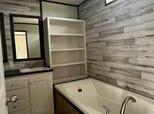 15940 Avilla Rd, Biloxi, MS 39532