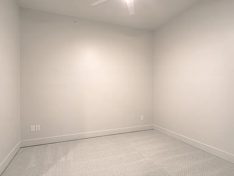 200 W Gregory Blvd #202 — Photo 15