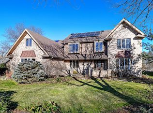 549 Devon Dr, Burr Ridge, IL 60527