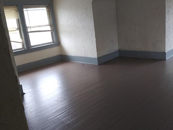 5th image of 406 4th Ave #2